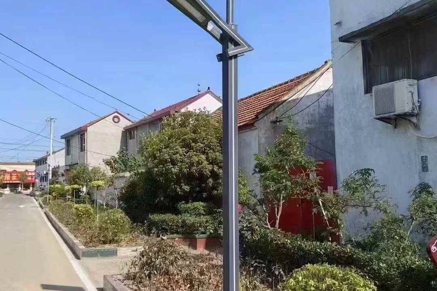 德阳市太阳能路灯应用场景实拍
