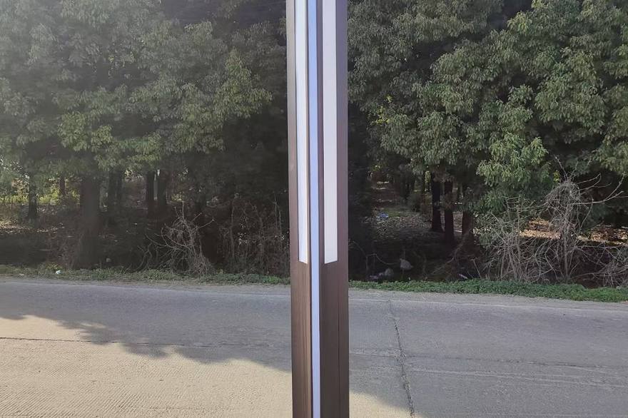 绵阳市太阳能路灯应用场景实拍
