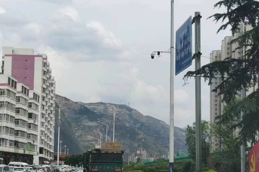 达州市太阳能路灯应用场景实拍